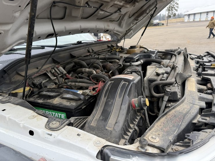 2011-ford-f550-image-14