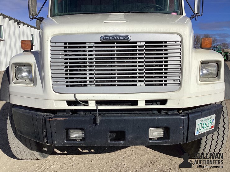 freightliner-fl106-image-11