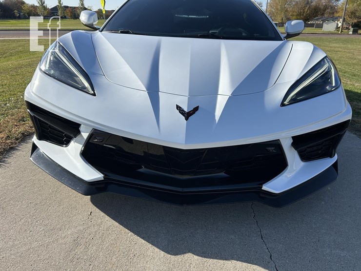 2021-chevrolet-corvette-image-7