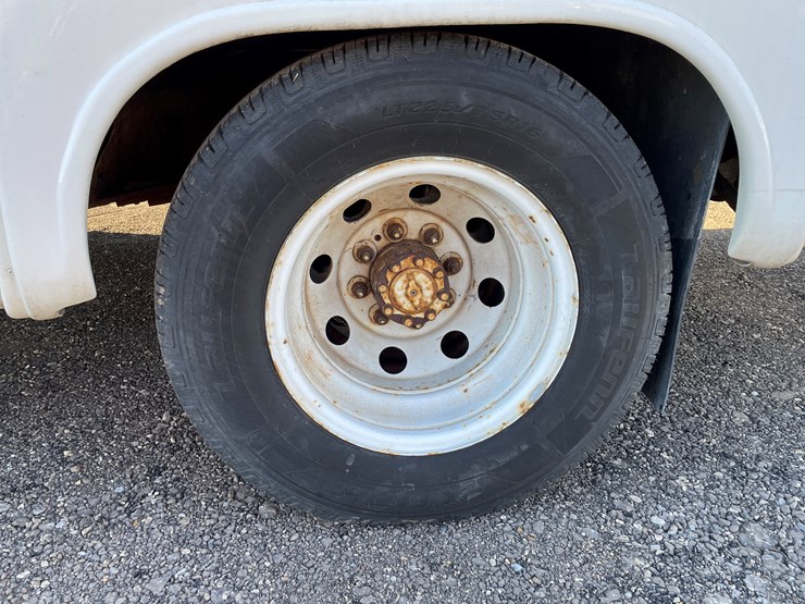 2001-ford-transit-image-11