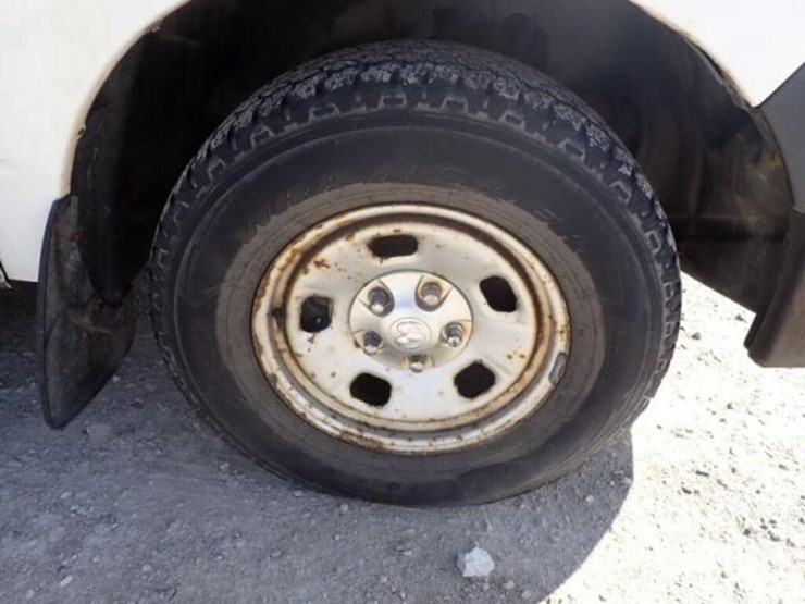 2013-dodge-ram-1500-image-40