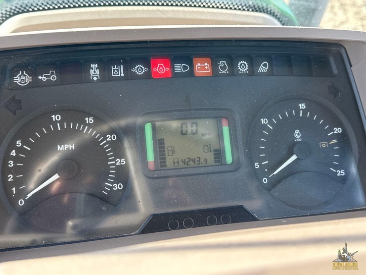 john-deere-7330-image-17