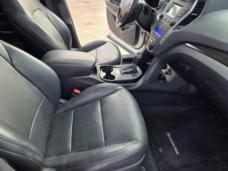 hyundai-santa-fe-image-32