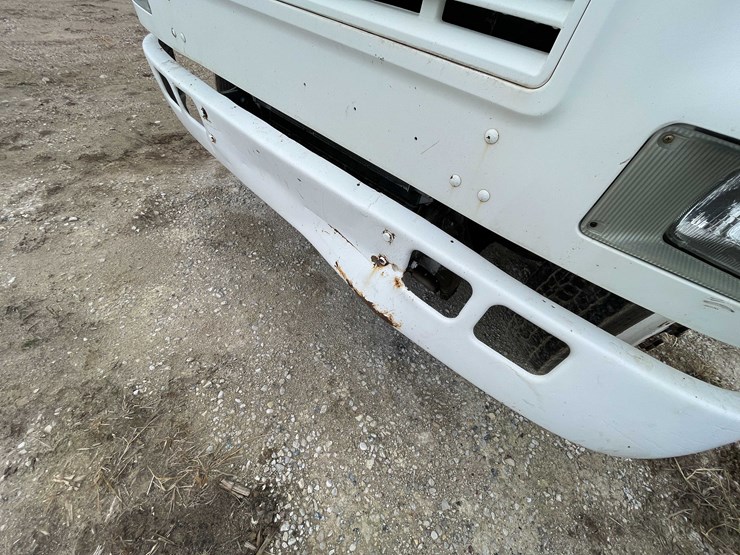 international-4900-image-64