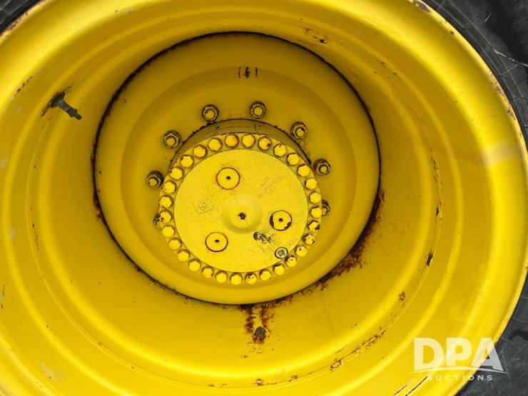 john-deere-f4365-image-28