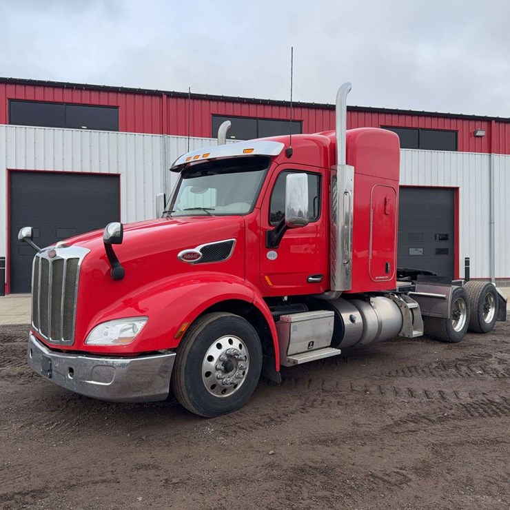 2019 PETERBILT 579