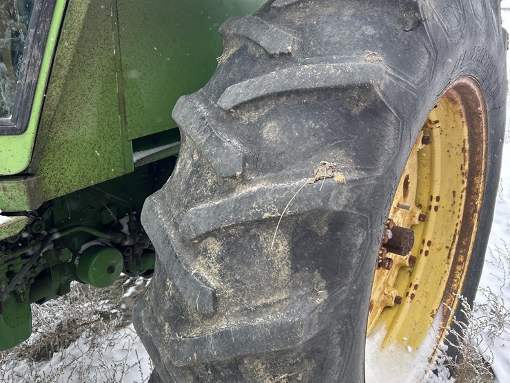 john-deere-4430-image-9
