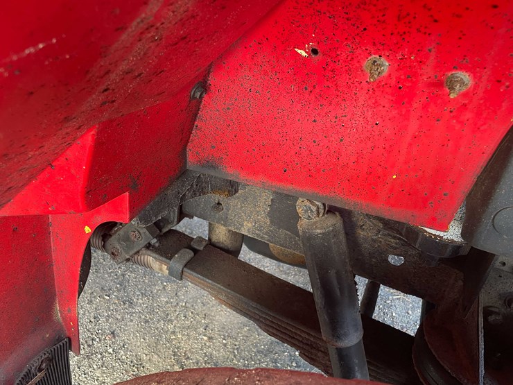 international-4900-image-46