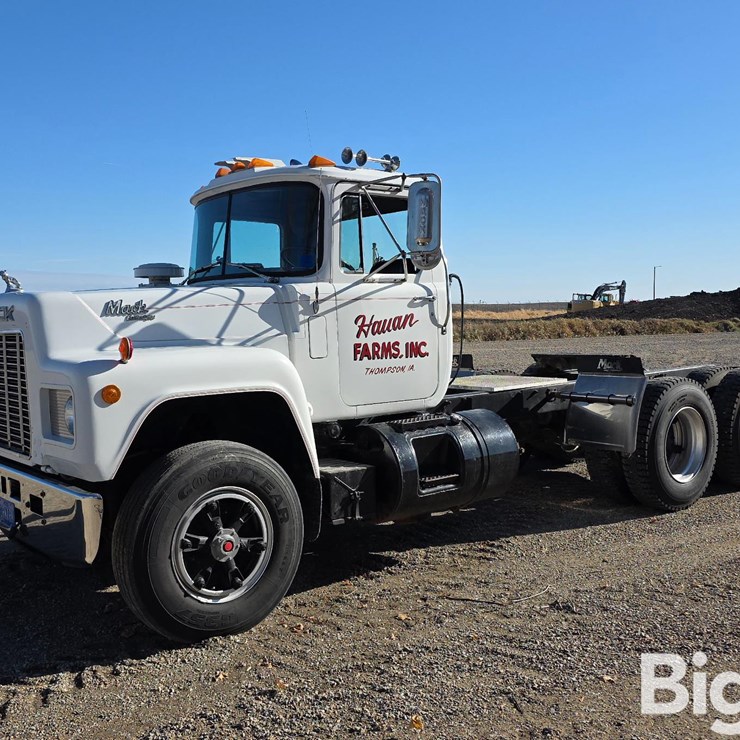 MACK R688ST