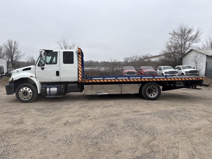 2017-international-4300-sba-image-2