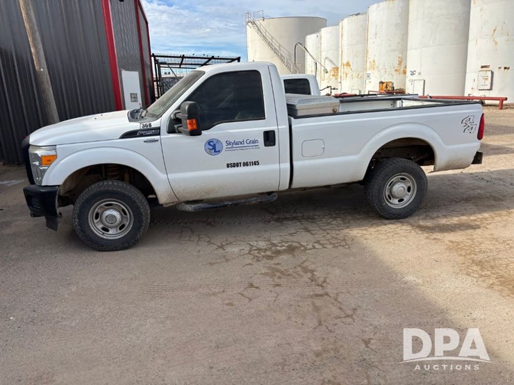 ford-f250-xl-image-16