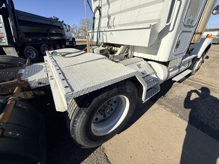 1993-kenworth-t800b-image-23