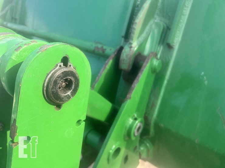 2008-john-deere-7330-image-39