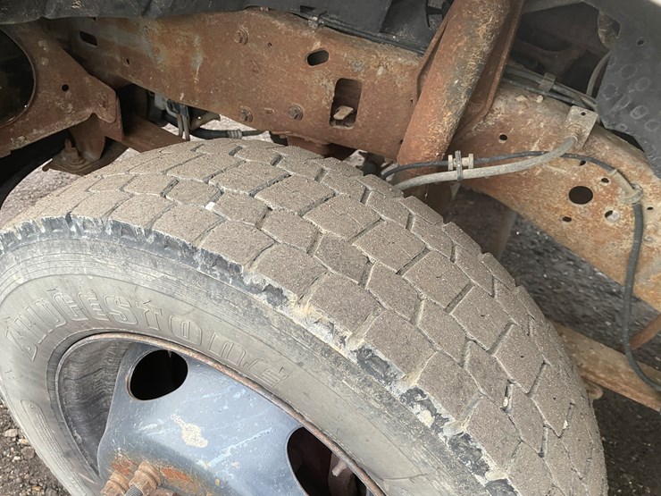 2004-ford-f450-image-10