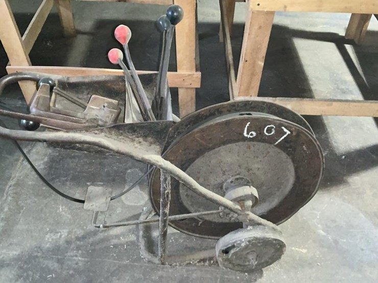 #607-•-banding-cart-image-7