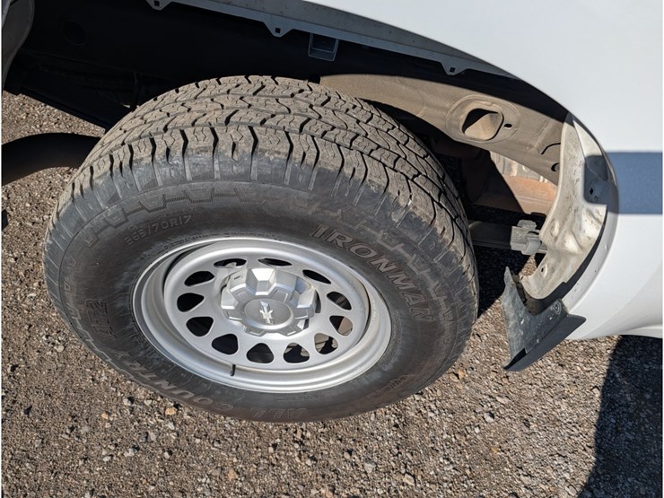 2022-chevrolet-1500-image-7