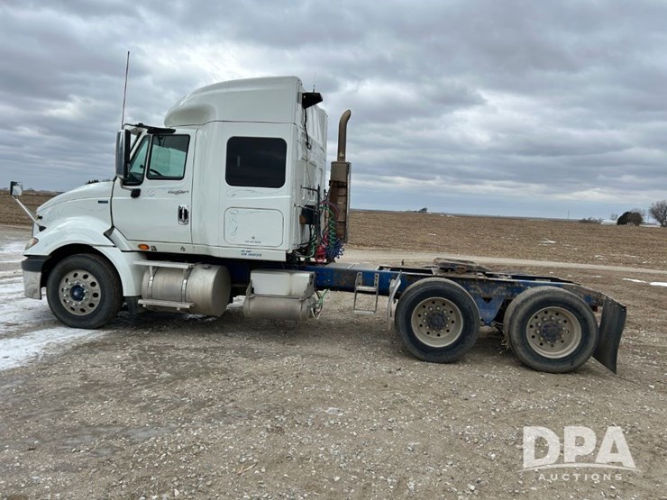 international-prostar-image-33