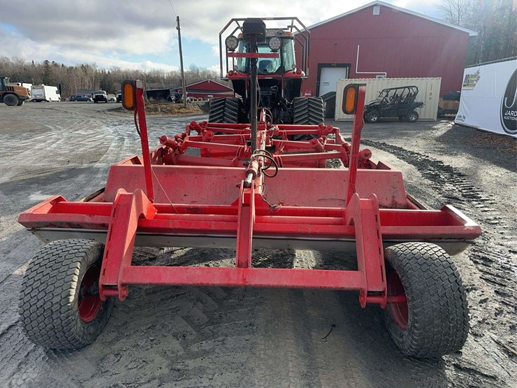 2005-massey-ferguson-6465-image-6