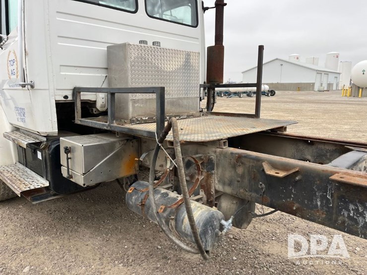 freightliner-fl80-image-36