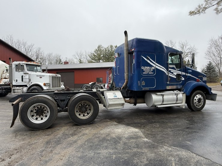 2003-kenworth-t800-image-6