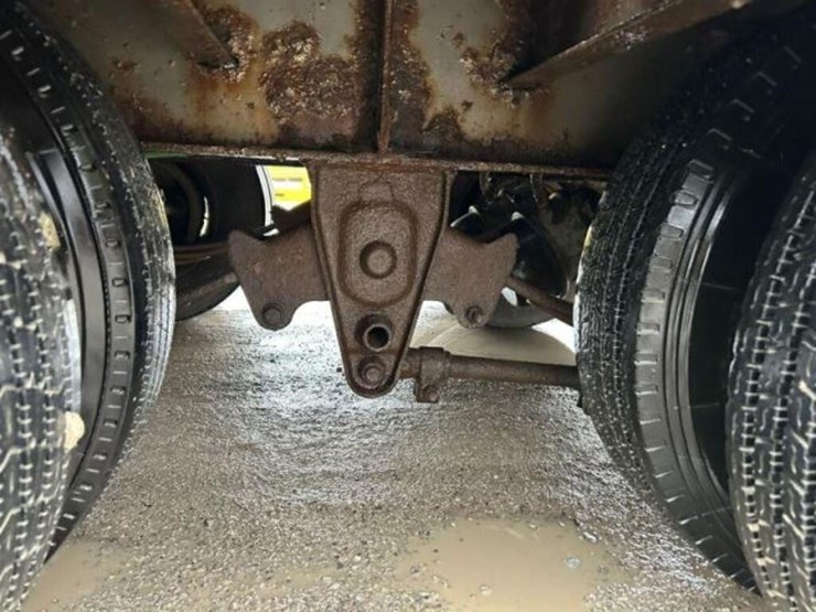 2002-bws-trailer-image-12