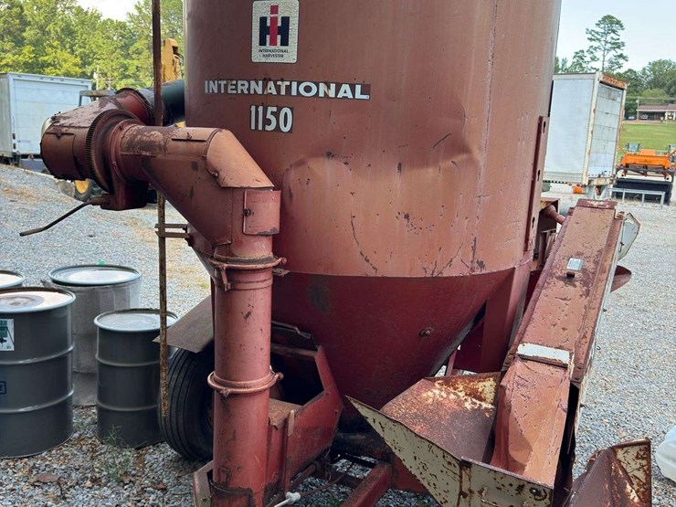 international-1150-image-7