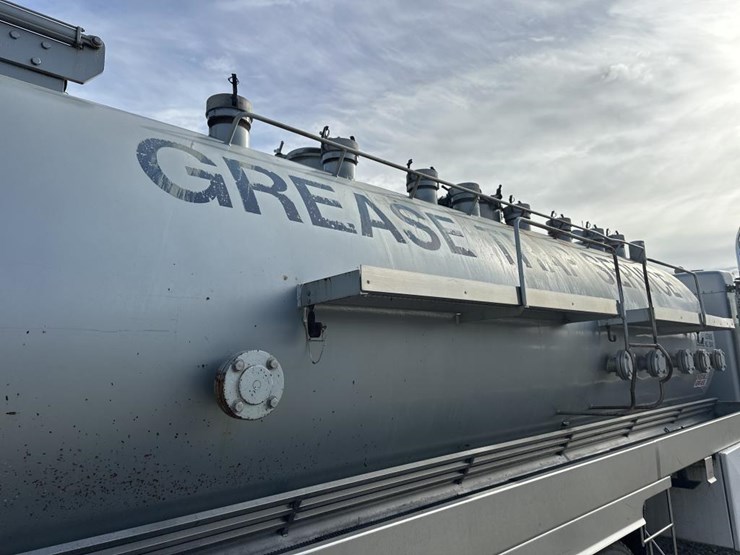 2005-kenworth-t800-image-32