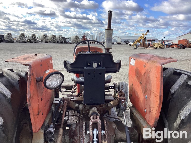 massey-ferguson-165-image-19