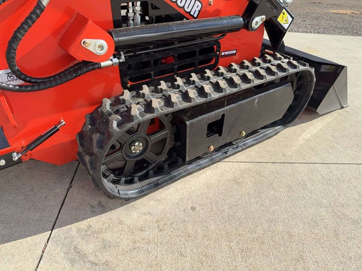 2025-mms-ms380r-stand-on-skid-loader-image-6