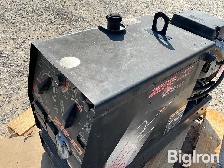 red-d-arc-zr-10-welder-image-13