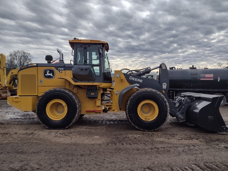 deere-724p-image-3
