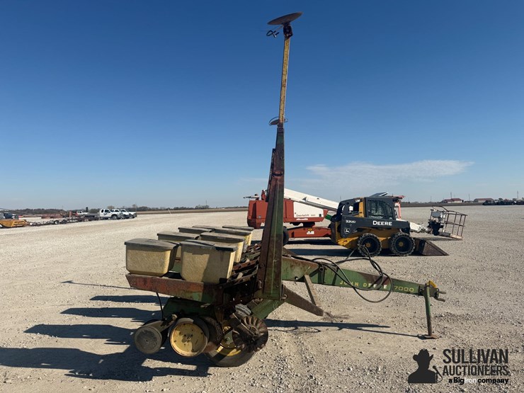 john-deere-7000-image-4