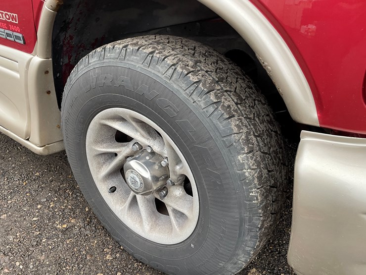 1999-chevy-3500-image-16