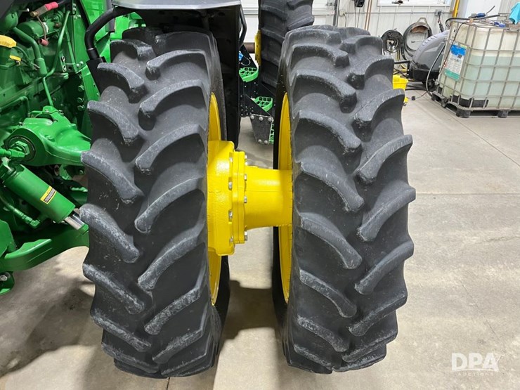 john-deere-8r-340-image-43