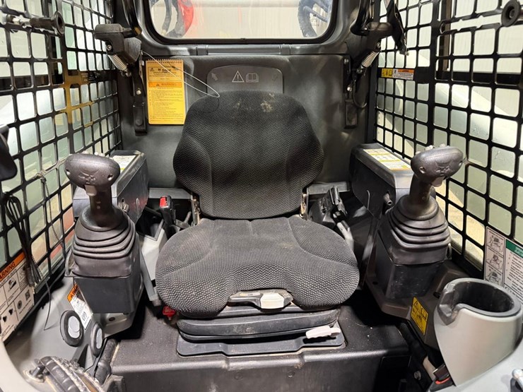2022-bobcat-t66-image-21