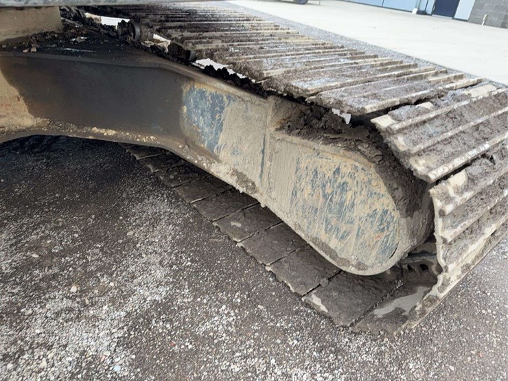 2012-komatsu-pc138-image-25