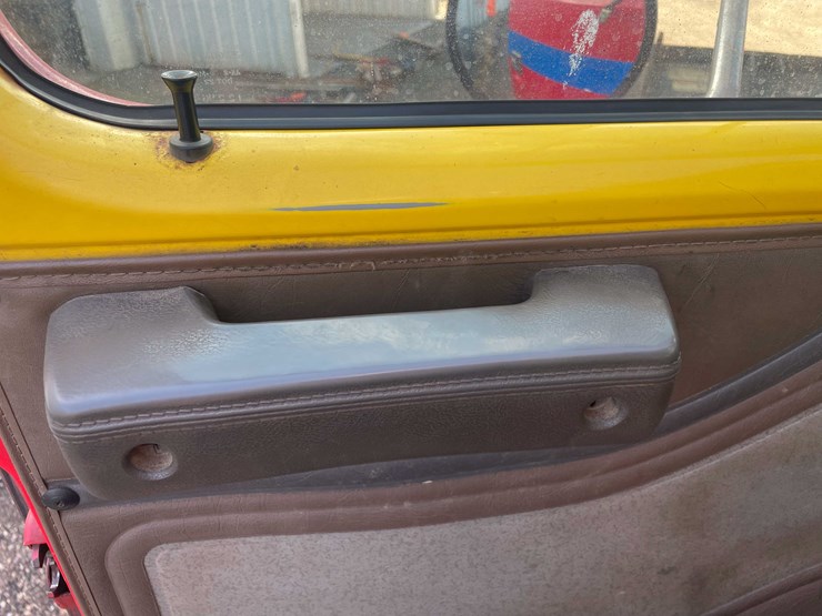 international-4900-image-78