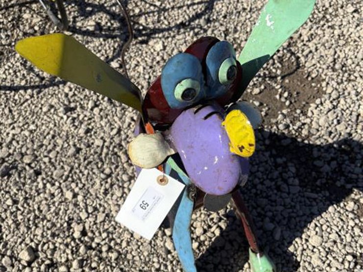 #59-•-metal-art--sitting-dog-image-1