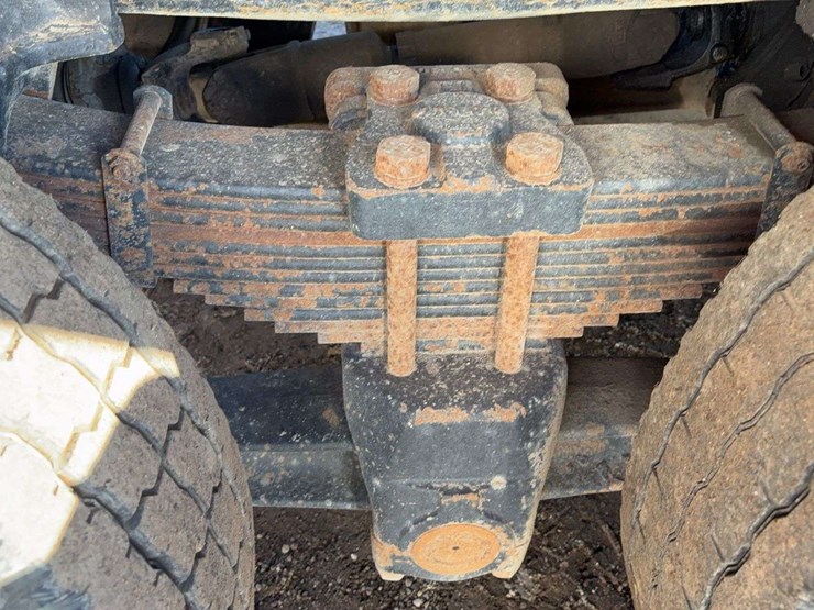 1995-ford-ltl9000-image-11