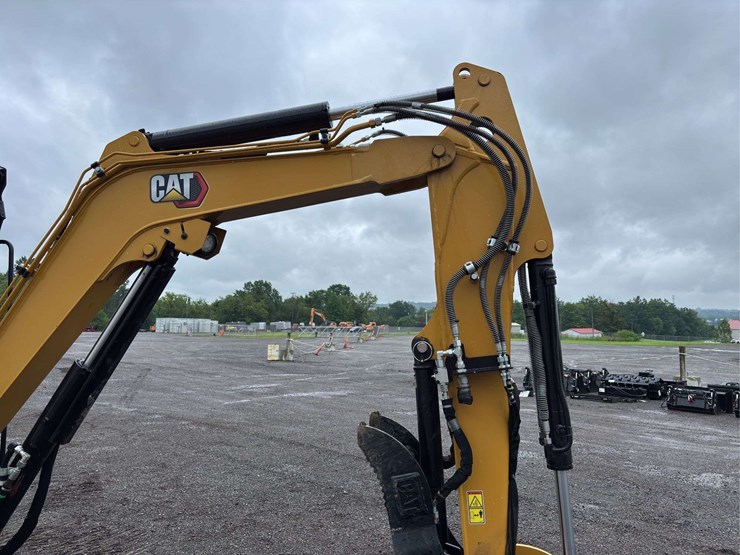 2023-caterpillar-303-image-20