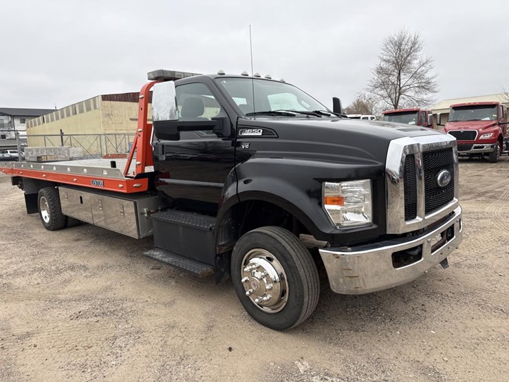 2007-ford-f650-image-7