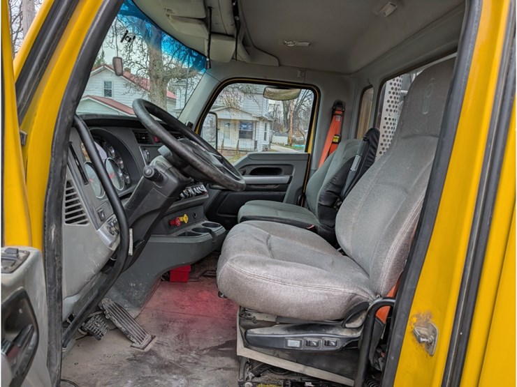 2020-kenworth-t880-image-17