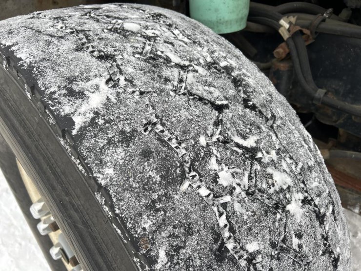 #1042-•-2000-volvo-quad-axle-dump-truck-image-62