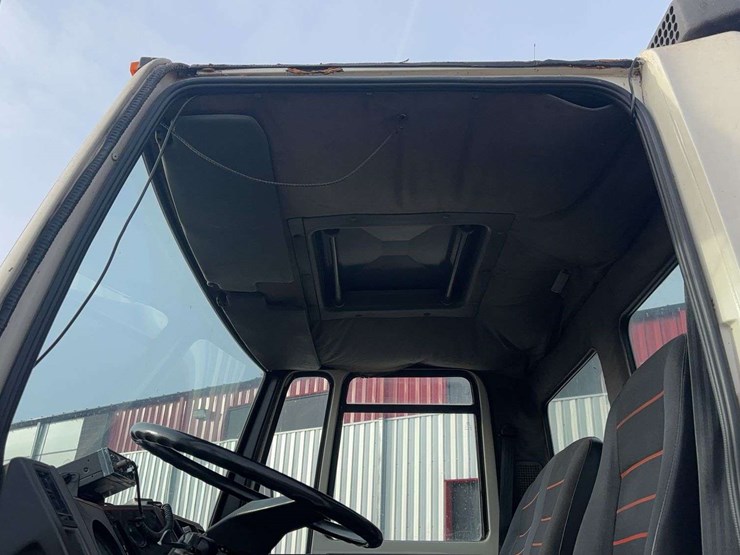 1989-ford-cf8000-image-30