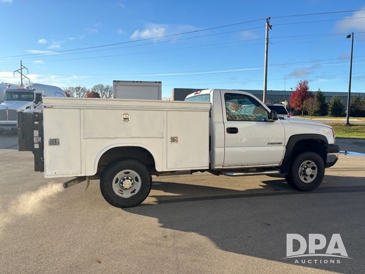 chevrolet-2500hd-image-12