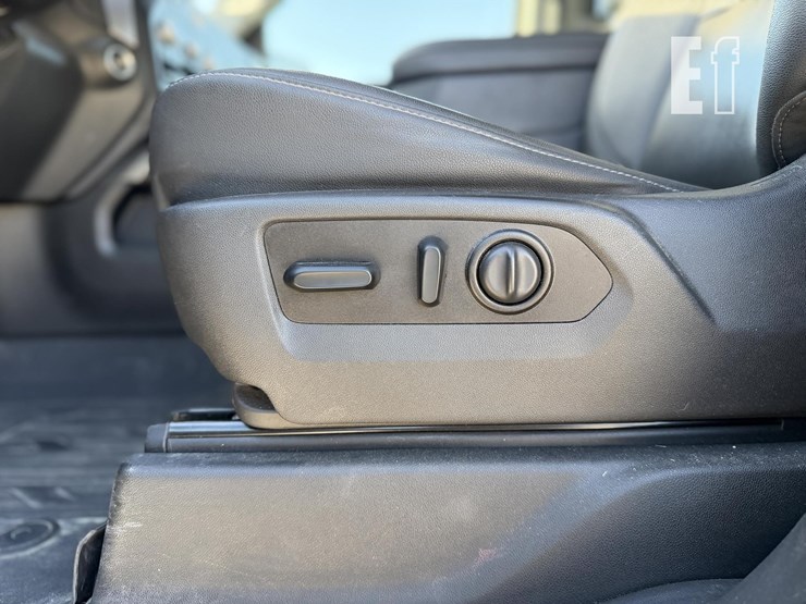 gmc-sierra-1500-slt-image-25