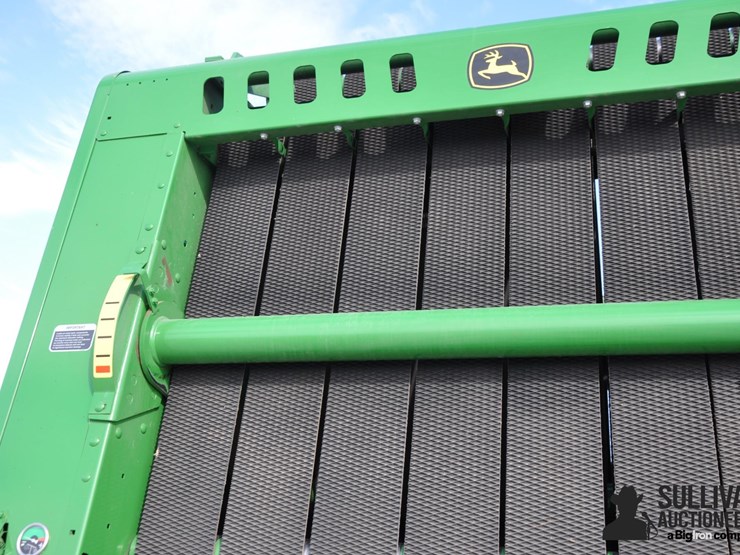 john-deere-560m-image-14