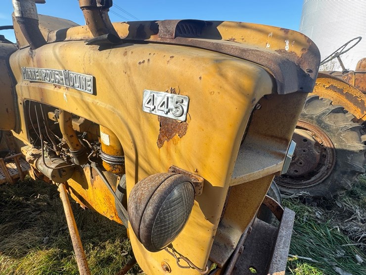 minneapolis-moline-445-image-5