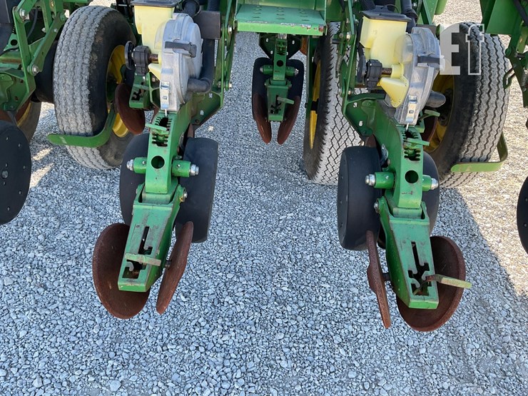 john-deere-1790-image-25