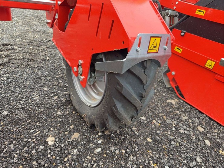 2021-checchi-&-magli-wolf-pro-image-24